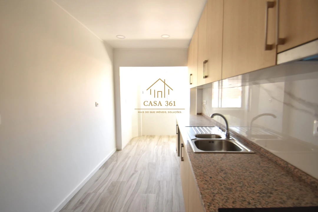 Apartamento T3 para Venda em Vila Franca de Xira Foto 4