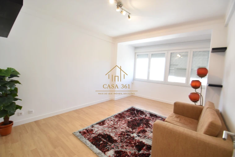 Apartamento T2 para Venda em Vila Franca de Xira Foto 5