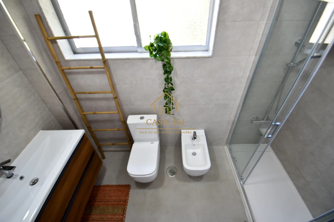 Apartamento T2 para Venda em Vila Franca de Xira Foto 26