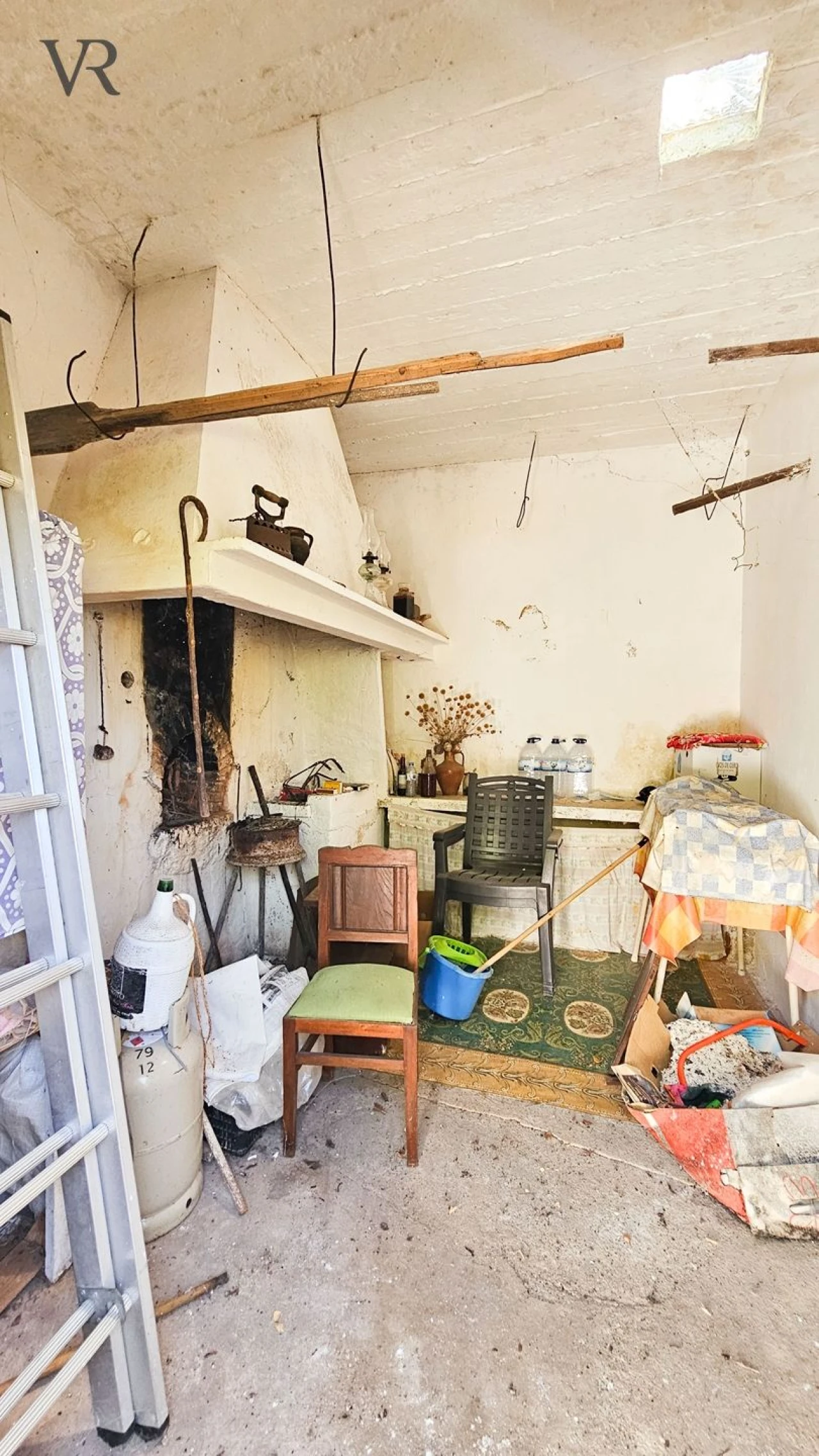 Moradia T2 para Venda em Alte Foto 22