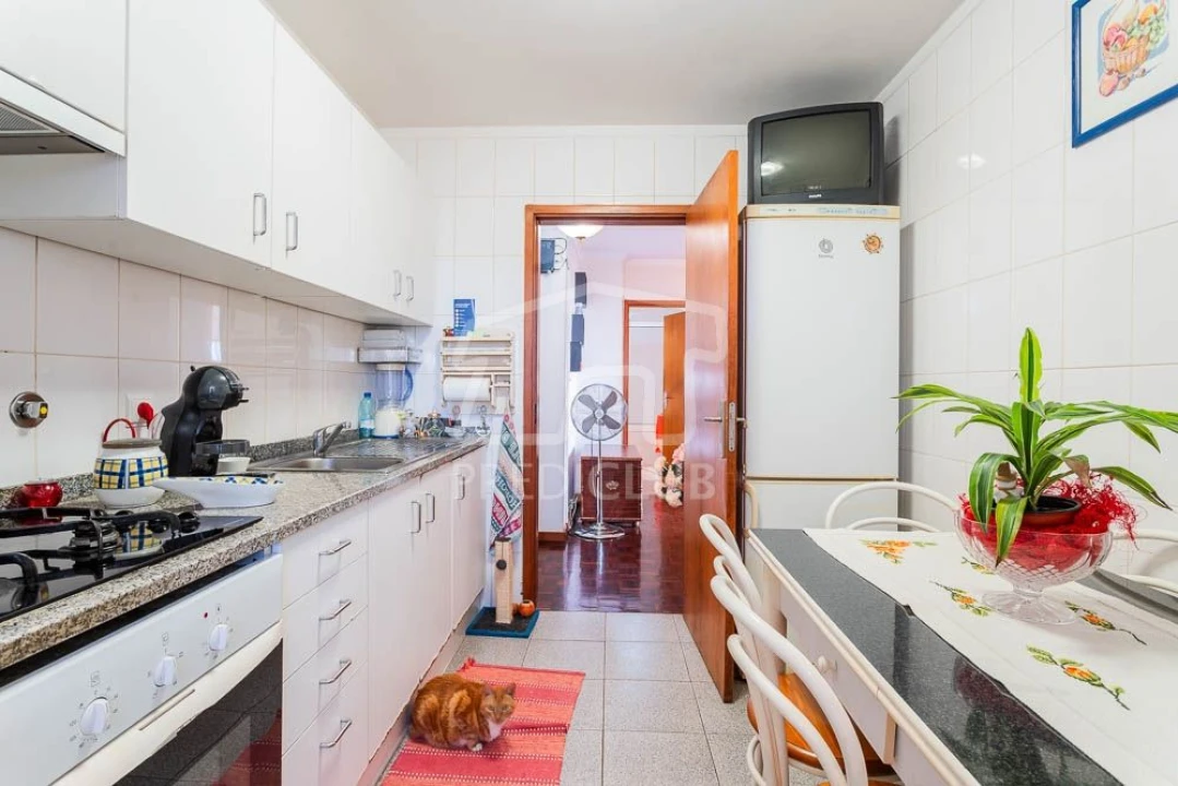 Apartamento T3 para Venda em Santo Antonio Foto 11