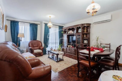 Apartamento T3 para Venda em Santo Antonio