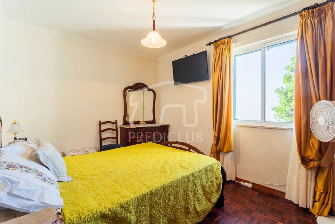 Apartamento T3 para Venda em Santo Antonio Foto 9