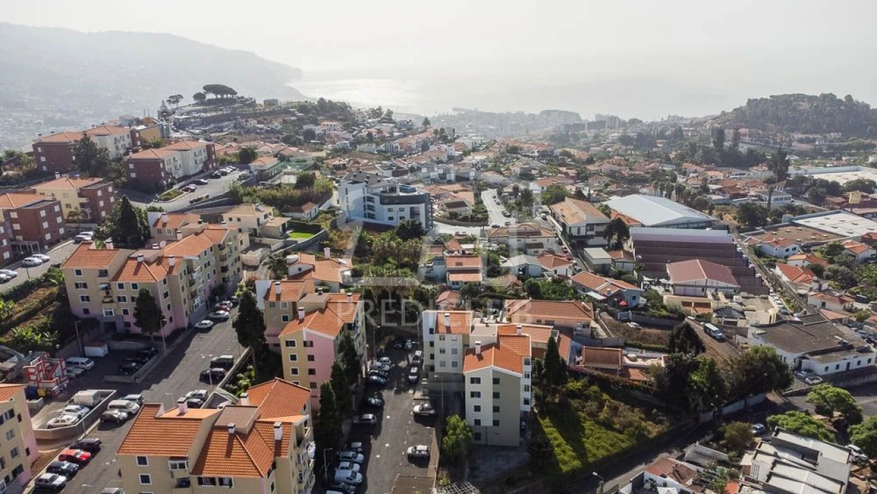 Apartamento T3 para Venda em Santo Antonio Foto 18