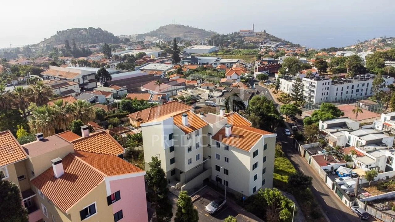 Apartamento T3 para Venda em Santo Antonio Foto 15