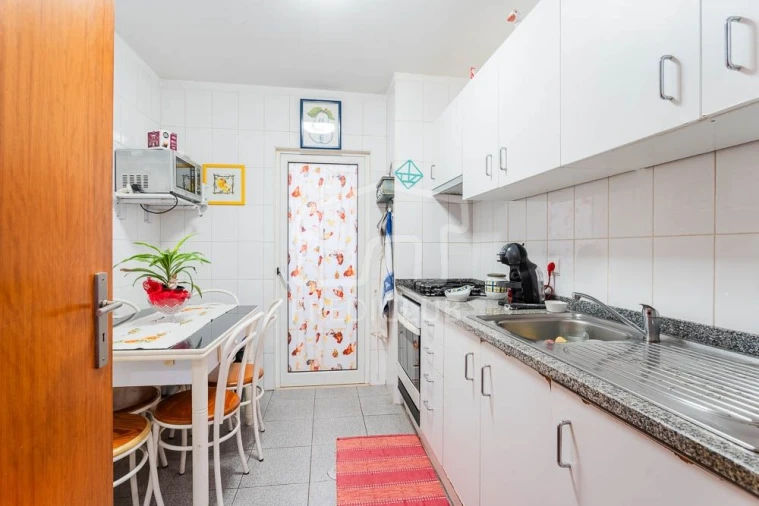 Apartamento T3 para Venda em Santo Antonio Foto 10