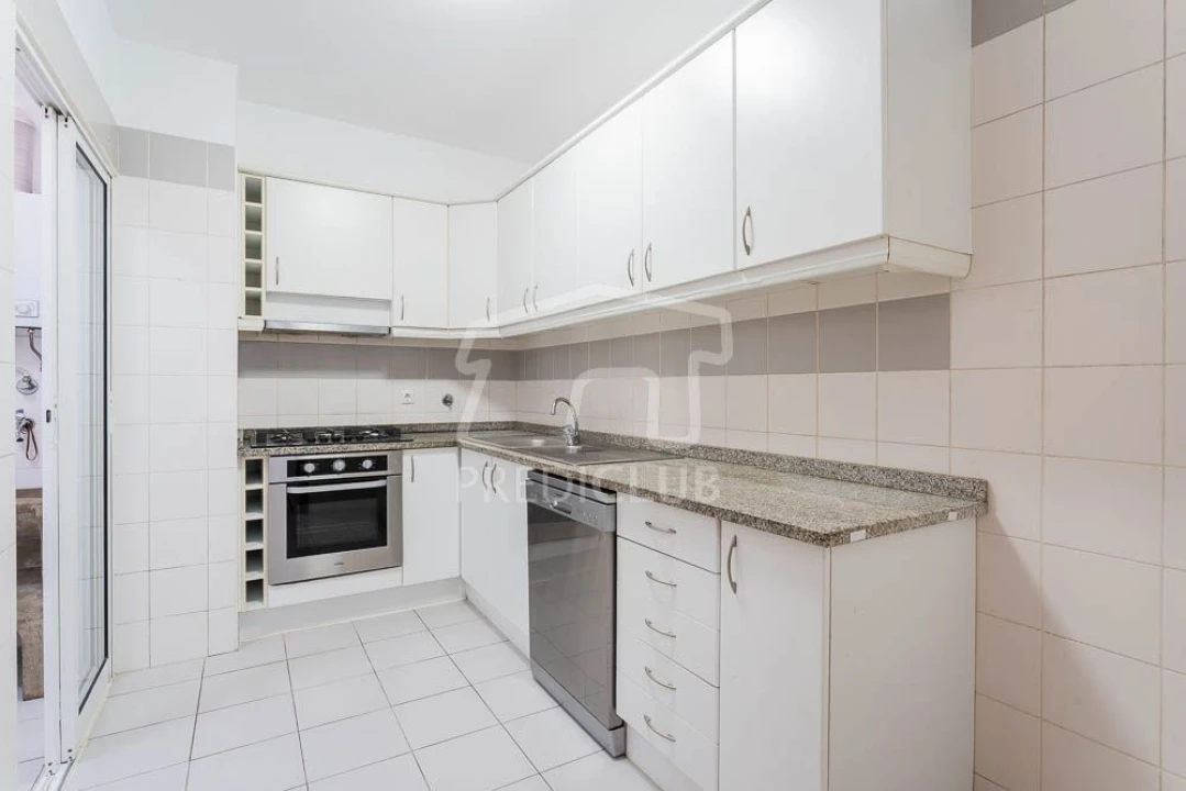 Apartamento T2 para Venda em Caniço Foto 7