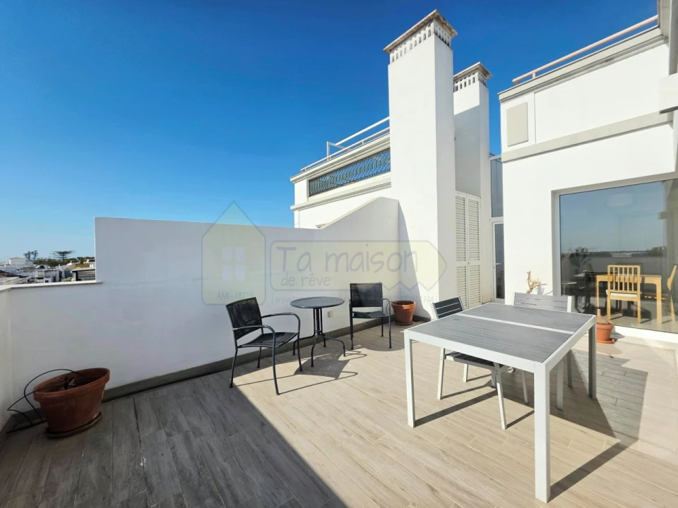 Apartamento T2 para Venda em Olhão Foto 5