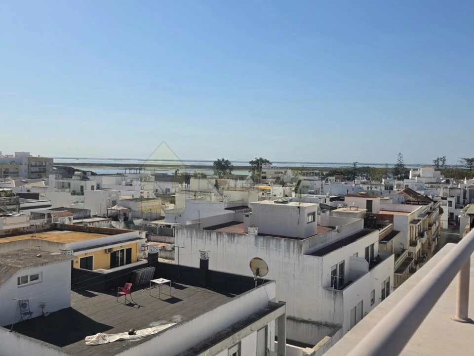 Apartamento T2 para Venda em Olhão Foto 9