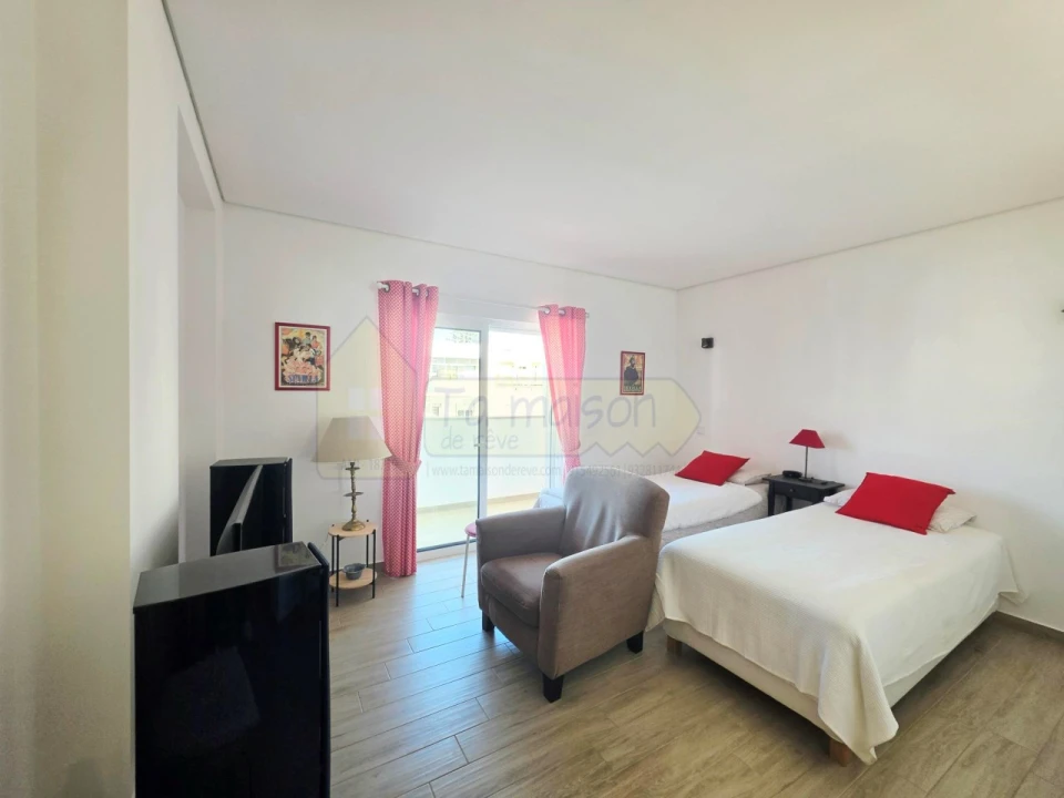 Apartamento T2 para Venda em Olhão Foto 16