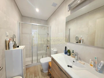 Apartamento T2 para Venda em Olhão