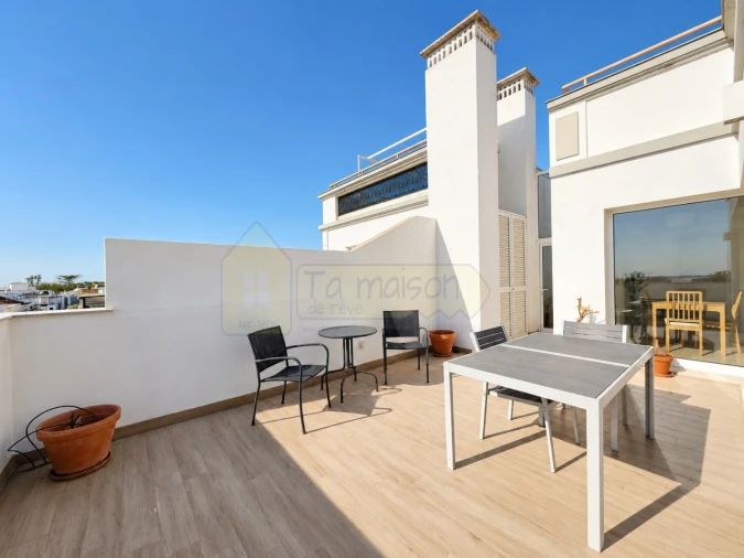 Apartamento T2 para Venda em Olhão Foto 6