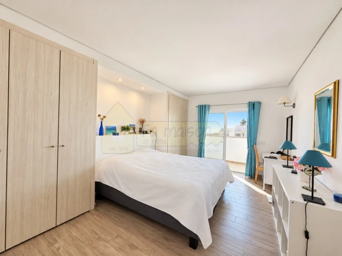 Apartamento T2 para Venda em Olhão Foto 15