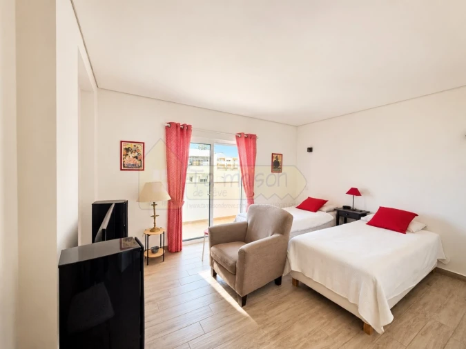 Apartamento T2 para Venda em Olhão Foto 18