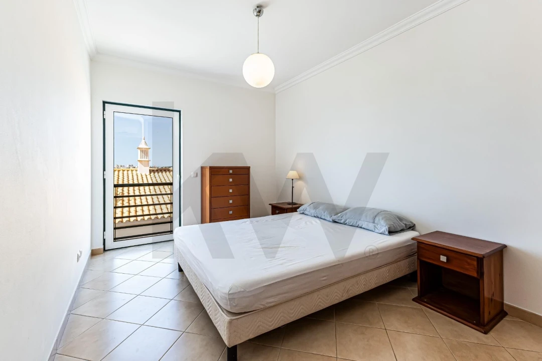 Apartamento T1 para Venda em Silves Foto 13