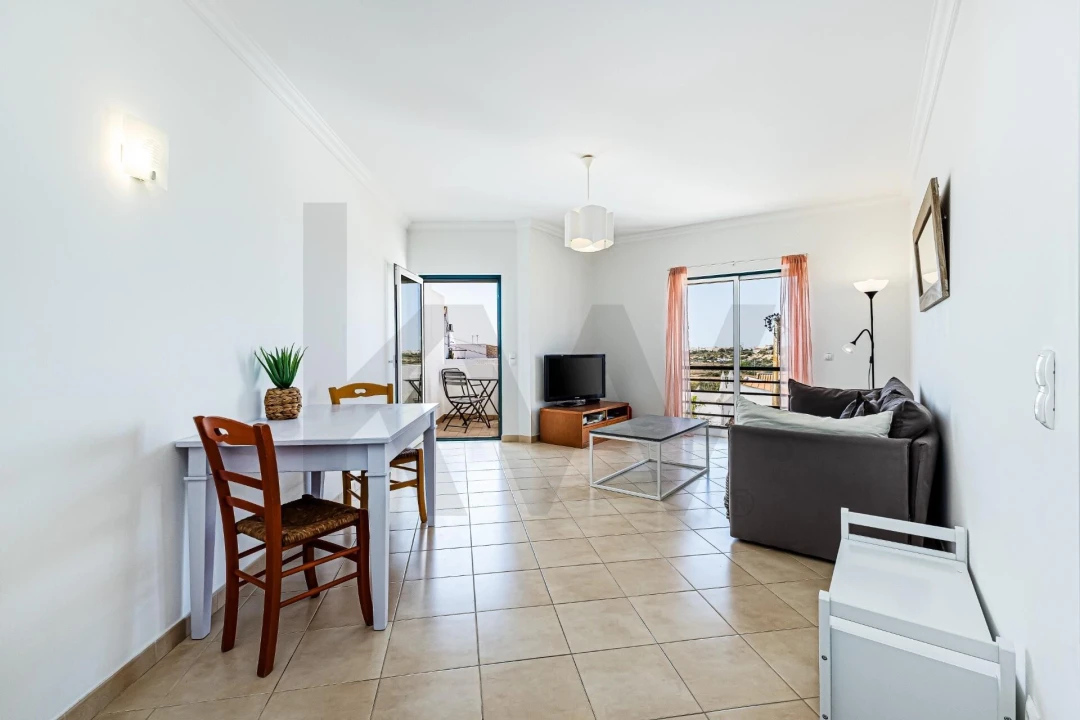 Apartamento T1 para Venda em Silves Foto 5