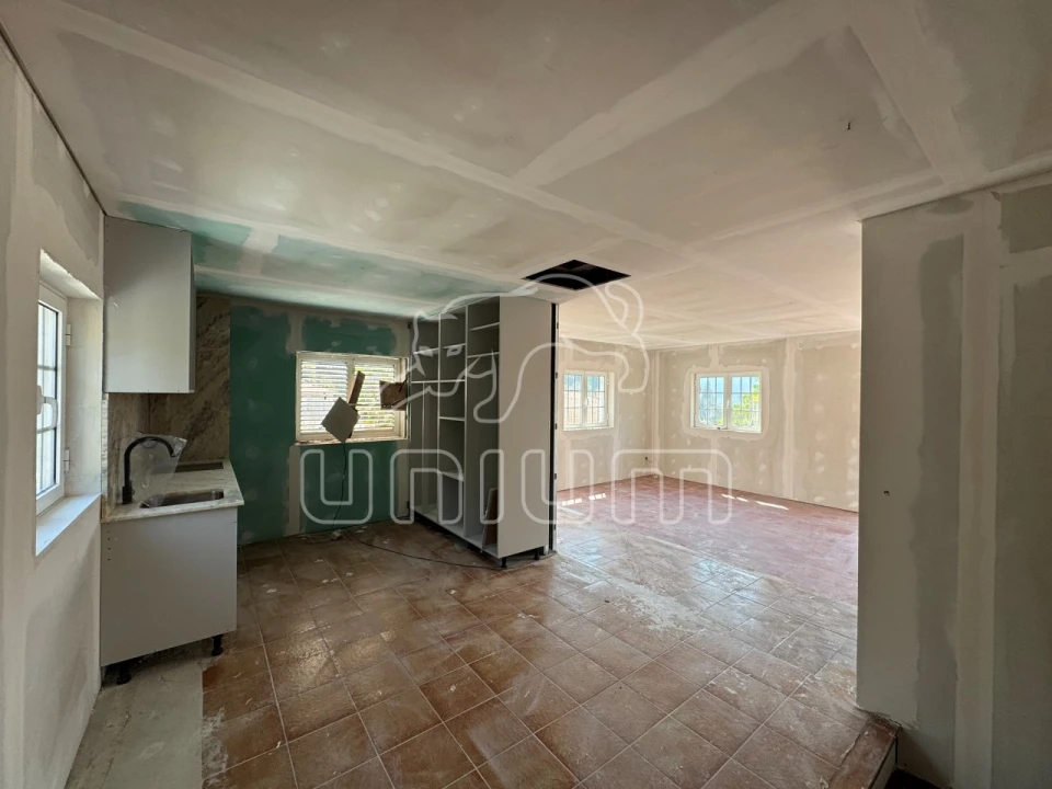 Moradia T2 para Venda em Subportela, Deocriste e Portela Susã Foto 9