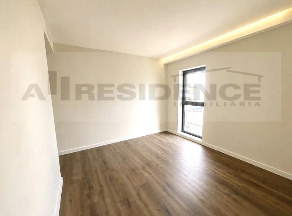 Apartamento T1 para Venda em Portimão Foto 59