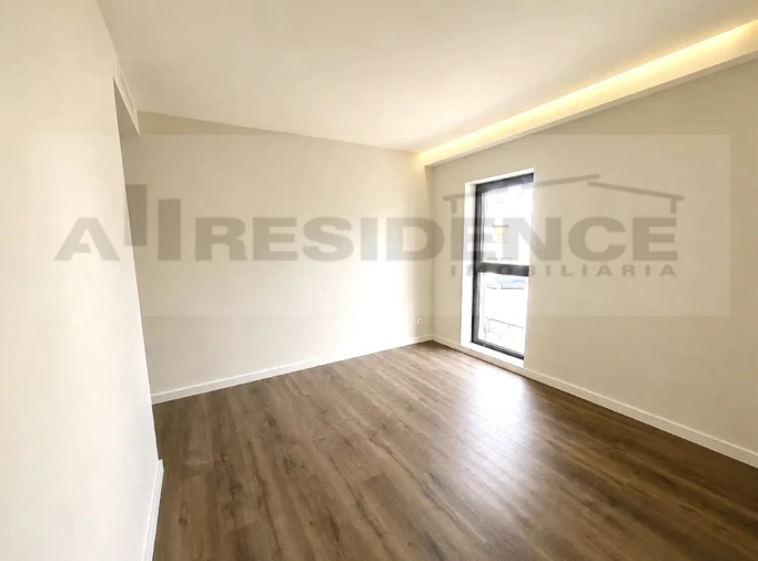 Apartamento T1 para Venda em Portimão Foto 59
