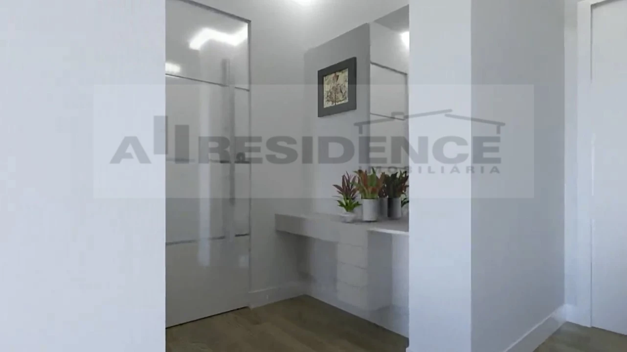 Apartamento T2 para Venda em Portimão Foto 6