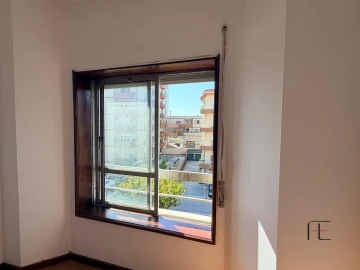 Apartamento T3 para Arrendamento em Fânzeres e São Pedro da Cova
