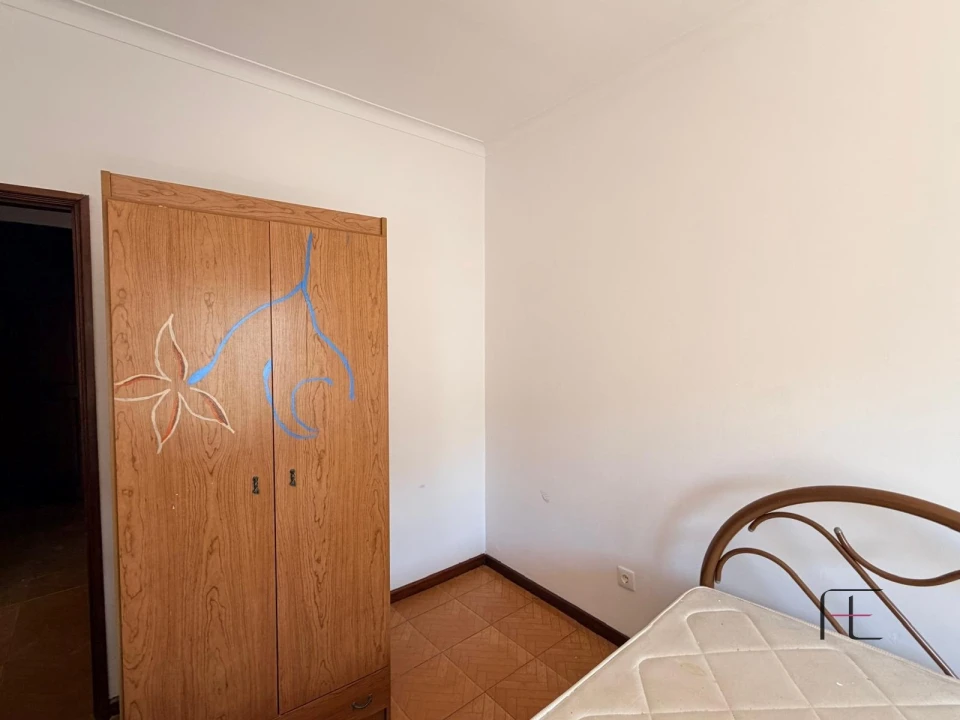 Apartamento T3 para Arrendamento em Fânzeres e São Pedro da Cova Foto 16