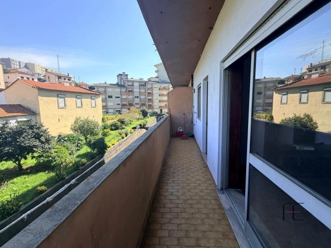 Apartamento T3 para Arrendamento em Fânzeres e São Pedro da Cova Foto 5