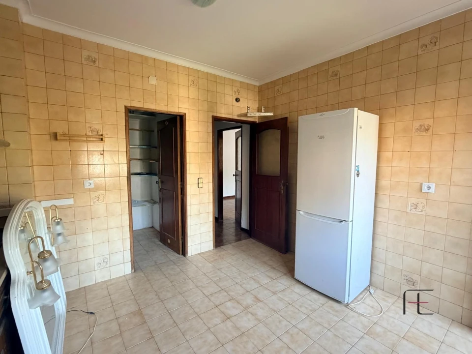 Apartamento T3 para Arrendamento em Fânzeres e São Pedro da Cova Foto 6