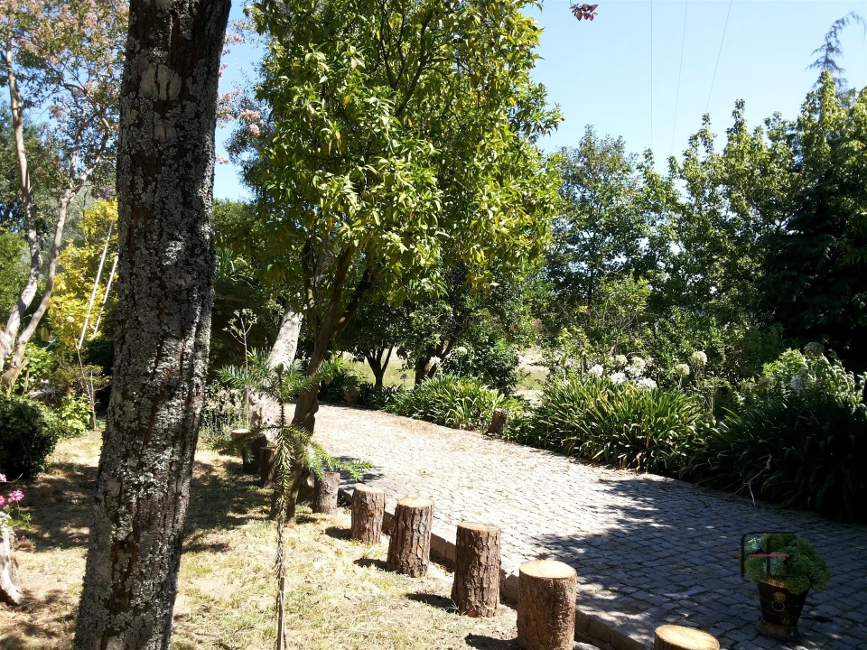Quinta T4 para Venda em Abação e Gémeos Foto 18