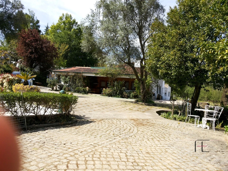 Quinta T4 para Venda em Abação e Gémeos Foto 14
