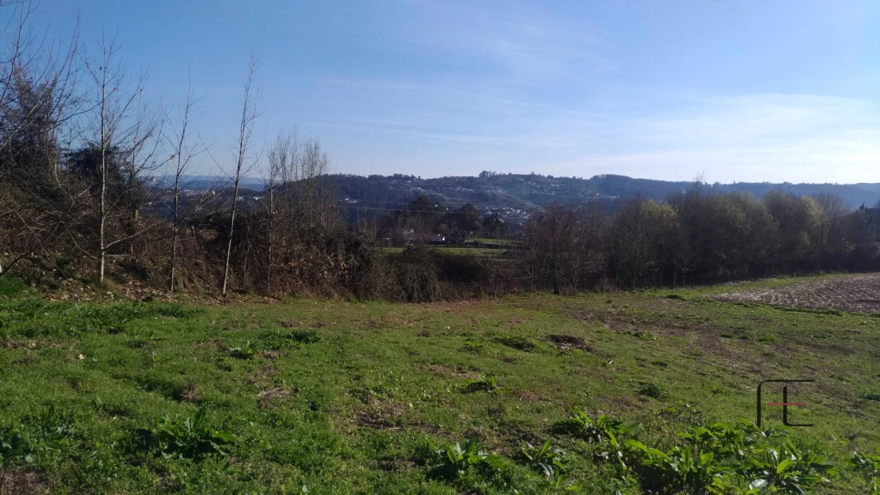 Quinta T4 para Venda em Abação e Gémeos Foto 56
