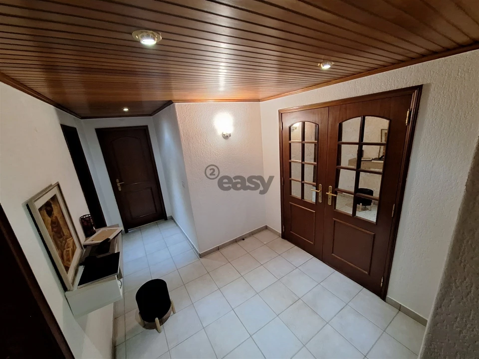 Apartamento T3 para Arrendamento em Mina de Água Foto 19