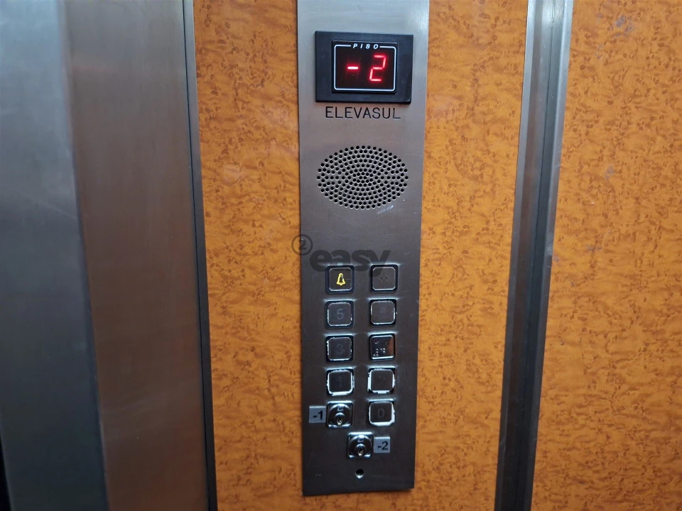 Apartamento T3 para Arrendamento em Mina de Água Foto 30
