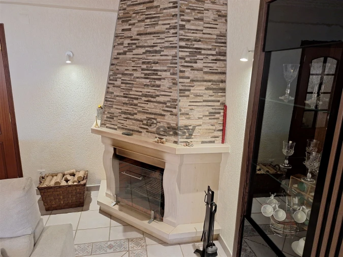 Apartamento T3 para Arrendamento em Mina de Água Foto 29