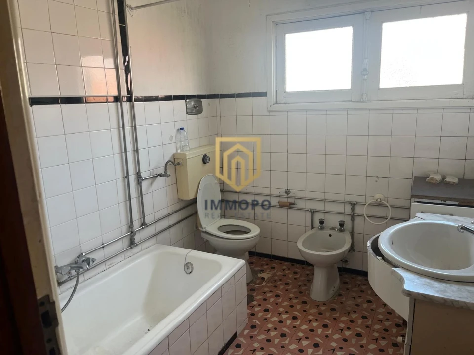 Prédio para Venda em Santa Marinha e São Pedro da Afurada Foto 19