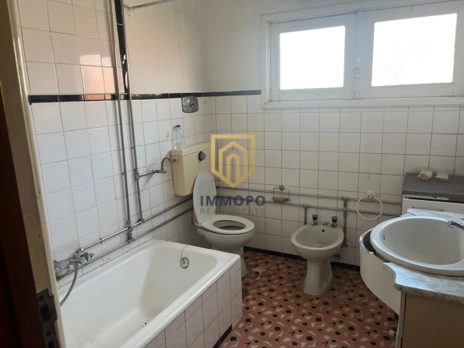 Prédio para Venda em Santa Marinha e São Pedro da Afurada Foto 19