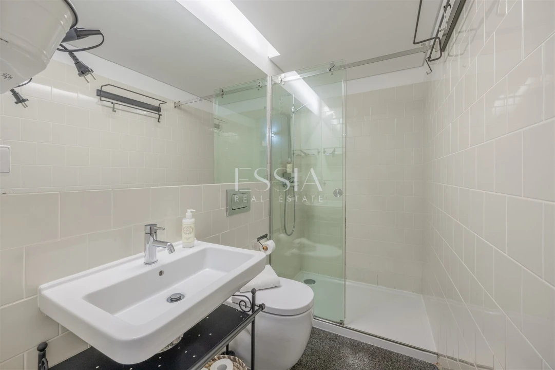 Apartamento T0 para Venda em Cedofeita, Santo Ildefonso, Sé, Miragaia, São Nicolau e Vitória Foto 17