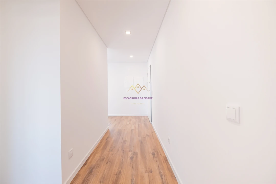 Apartamento T5 para Venda em Montijo e Afonsoeiro Foto 33