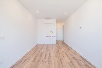 Apartamento T5 para Venda em Montijo e Afonsoeiro