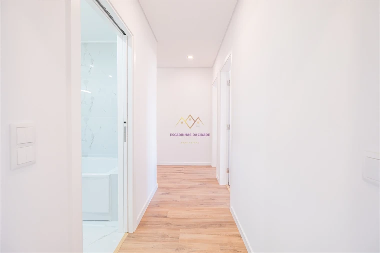 Apartamento T5 para Venda em Montijo e Afonsoeiro Foto 30