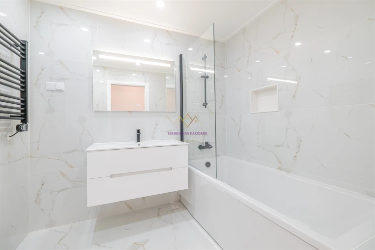 Apartamento T5 para Venda em Montijo e Afonsoeiro Foto 23