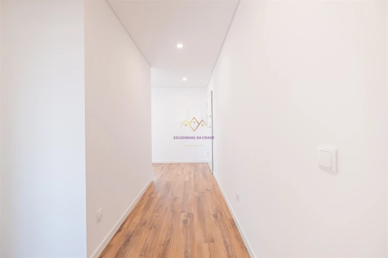 Apartamento T5 para Venda em Montijo e Afonsoeiro Foto 33