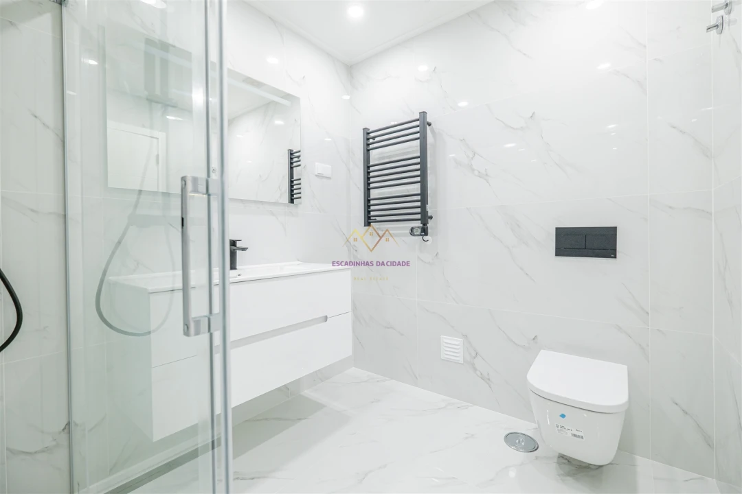 Apartamento T5 para Venda em Montijo e Afonsoeiro Foto 46