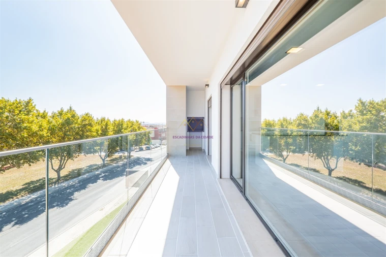 Apartamento T5 para Venda em Montijo e Afonsoeiro Foto 14