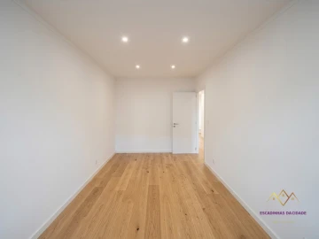 Apartamento T3 para Venda em Venteira