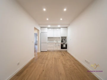 Apartamento T3 para Venda em Venteira