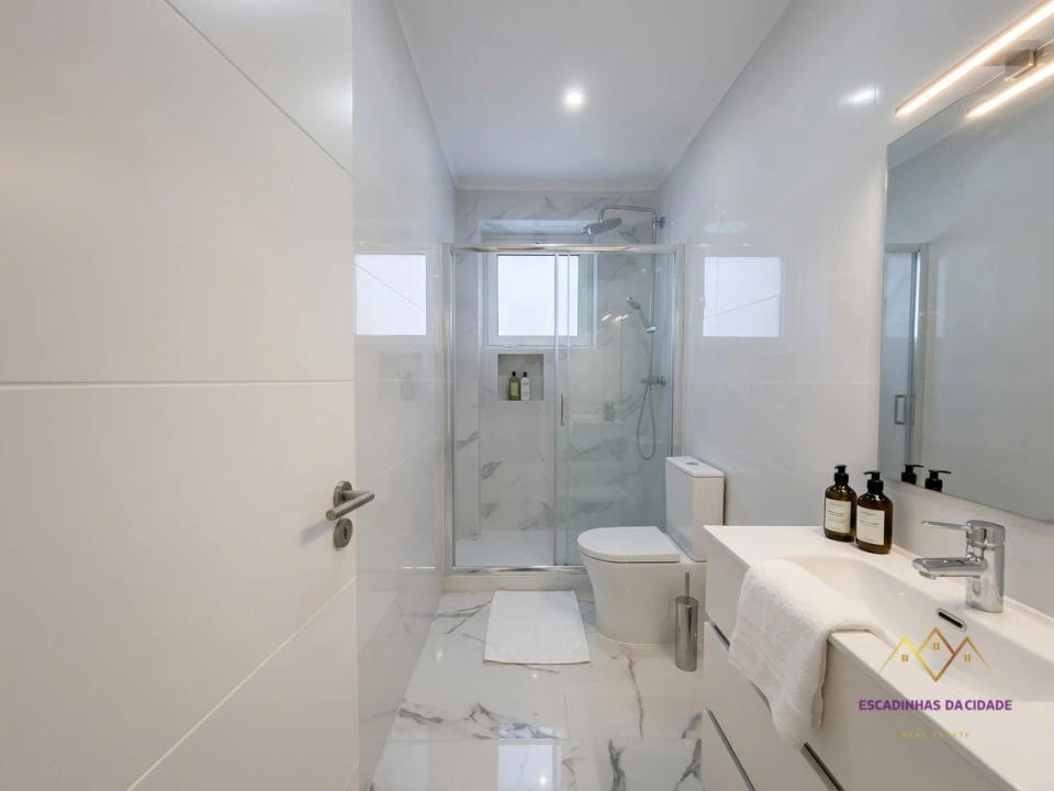Apartamento T3 para Venda em Venteira Foto 2