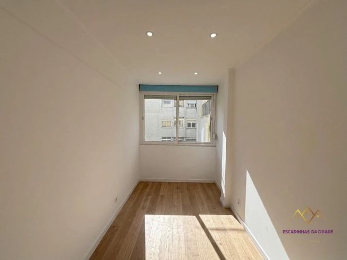 Apartamento T3 para Venda em Venteira Foto 9