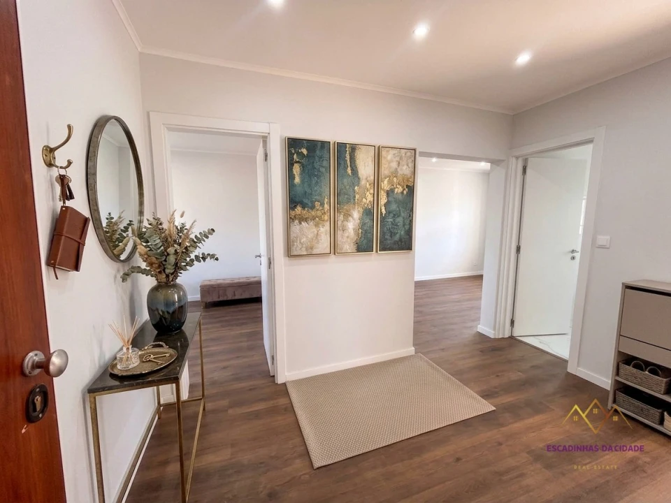 Apartamento T3 para Venda em Venteira Foto 19
