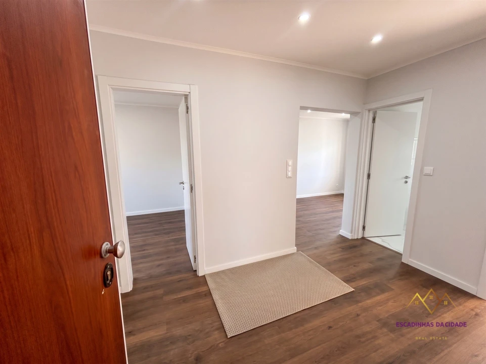 Apartamento T3 para Venda em Venteira Foto 16